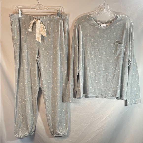 dearfoams Other - Dearfoams Sky Gray Starry Pajama Set